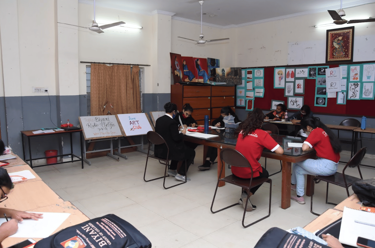 Biyani Girls College Jaipur Fashion Arts/Design photo 1